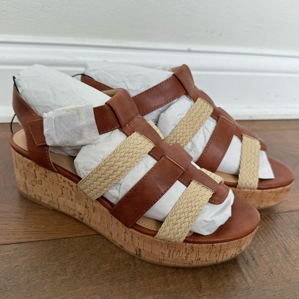 Violet & Red Capree Wedge Platform Sandals Brown Cognac Retro 8.5 NWT